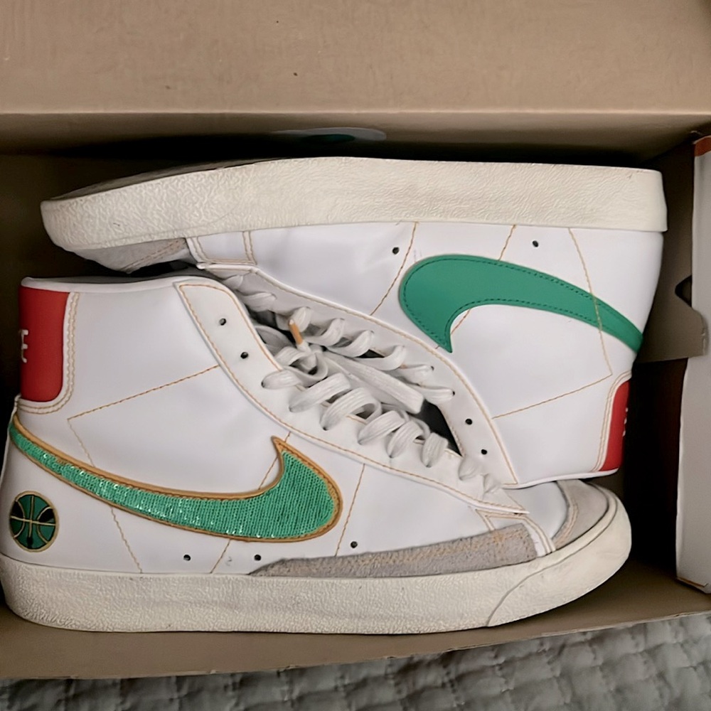 Nike ‘77 Vintage “Ray Gun” Blazers